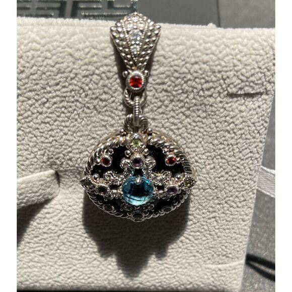 pendant - Picture 5 of 12